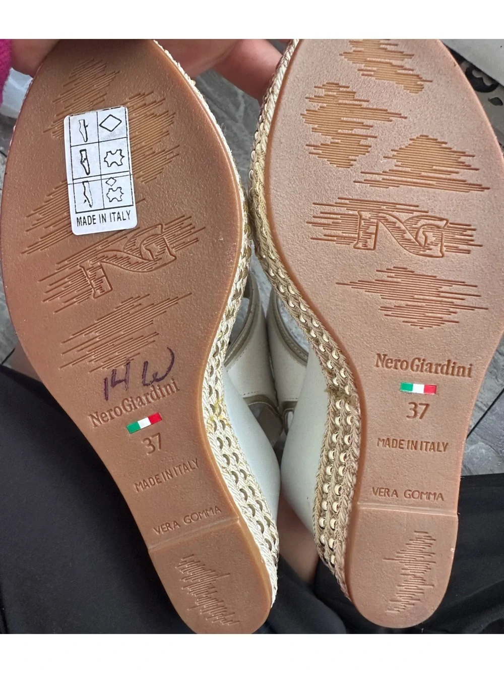 Nero Giardini wedge sandals feature a studded espadrille platform Size 37